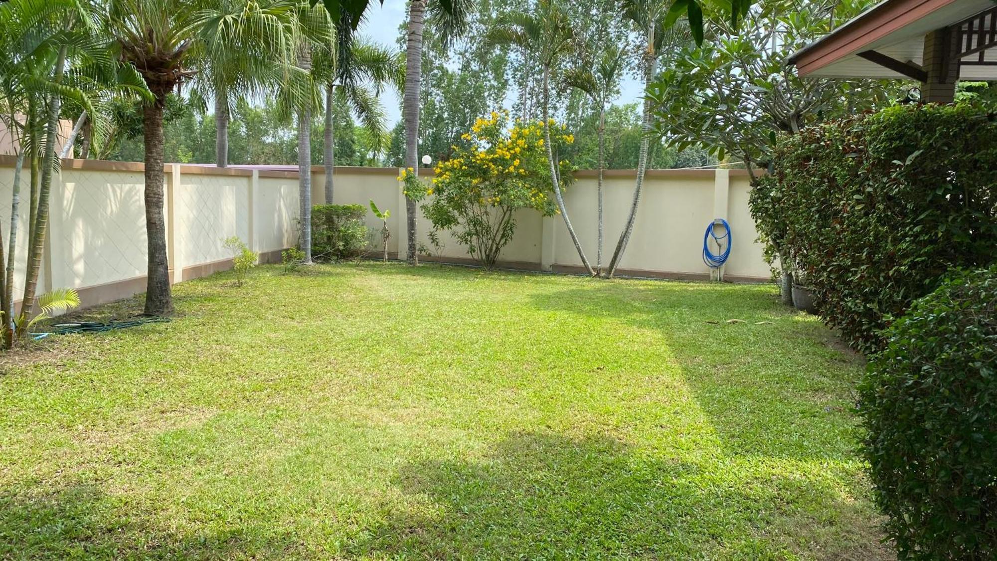 Big Comfortable Villa نا جومتين المظهر الخارجي الصورة