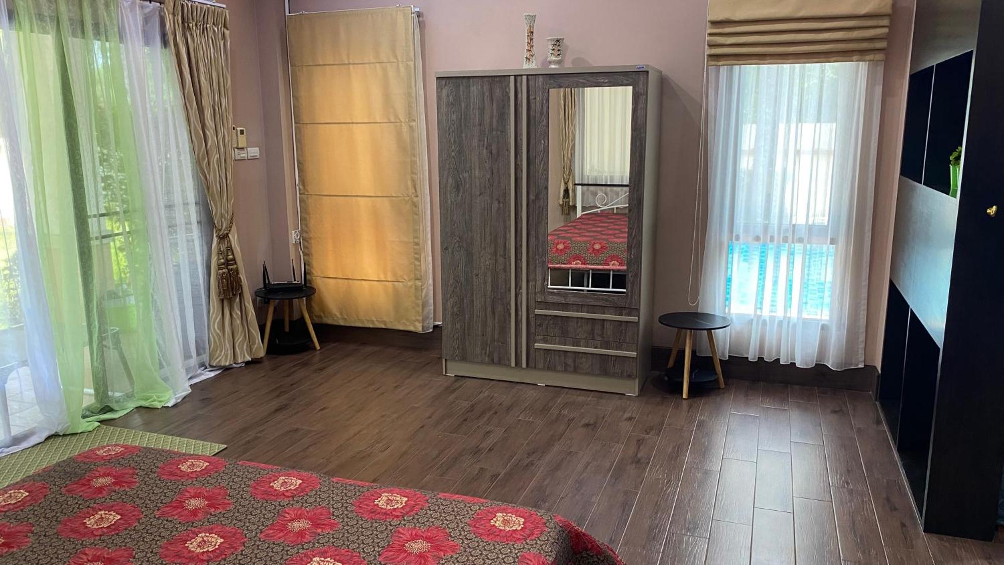Big Comfortable Villa نا جومتين المظهر الخارجي الصورة